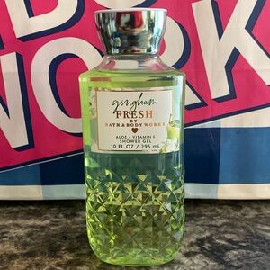 Bath & Body Works Gingham fresh